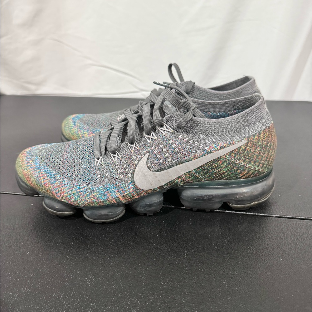 Nike Air Vapormax Flyknit Multicolor Men’s 8 / Women 9.5